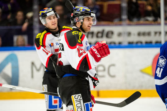 Örebros Martin Johansson jublar