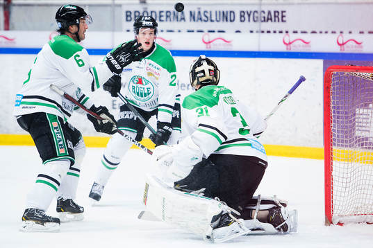 Rögles Andreas Lilja, Rasmus Bengtsson och målvakt Lars