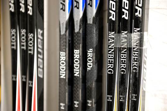 Brynäs Daniel Mannbergs klubbor är redo innan