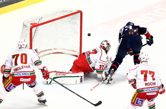 s målvakt Linus Ullmark