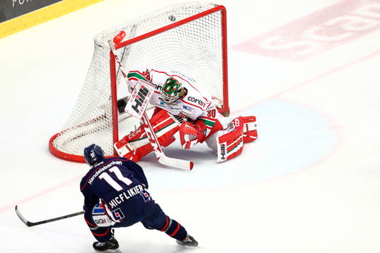 s målvakt Linus Ullmark