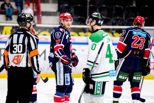 Södertäljes Jacob Dahlström deppar