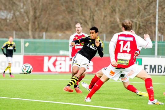 s Noah Sonko Sundberg gör 2-0