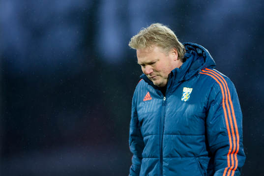 IFK Göteborgs tränare Jörgen Lennartsson deppar