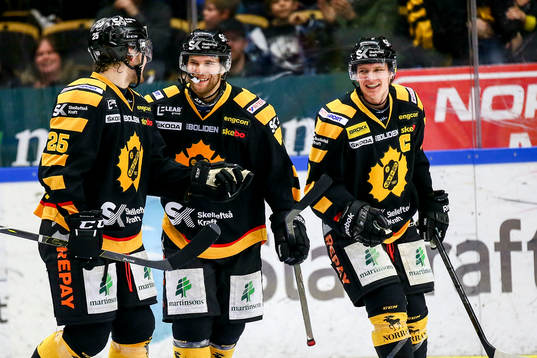 Skellefteås Patrik Zackrisson  jublar