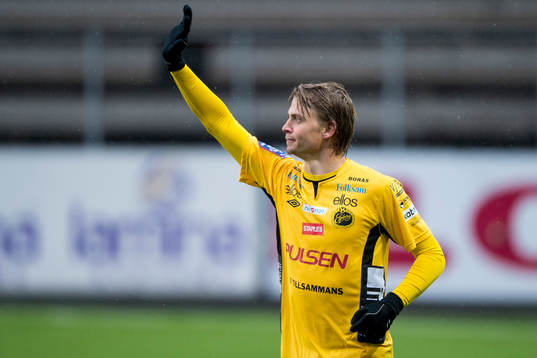 Elfsborgs Simon Hedlund jublar