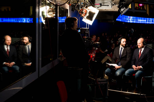 Viasats kommentatorer Tobias Carlsson och Håkan Södergren