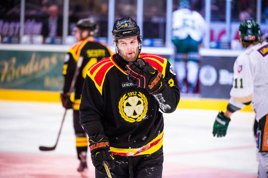 Brynäs Niclas Andersén deppar