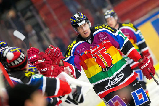 Örebros Marko Anttila jublar