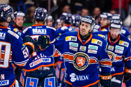 Växjös Cory Murphy firar
