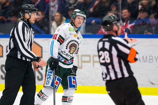 Frölundas Mathis Olimb blir utvisad