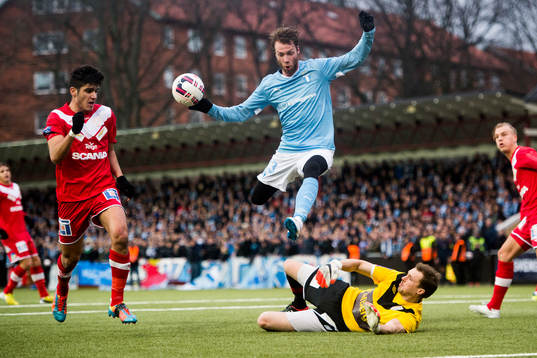 Malmö FFs Jo Inge Berget med farlig målchans mot