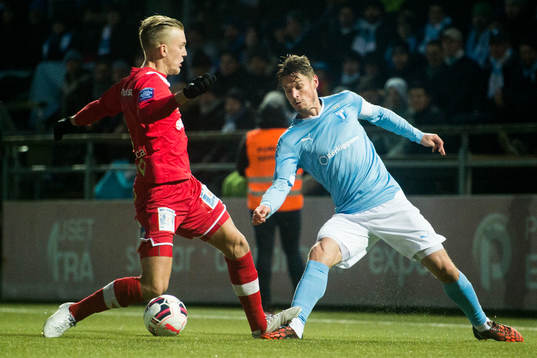 Assyriskas Jens Jacobsson stämplar Malmö FFs Markus