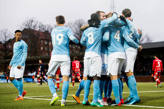 Malmö FFs spelare jublar