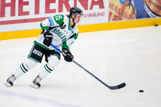 Rögles Jakob Lilja värmer upp
