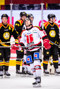 Örebros Derek Ryan deppar