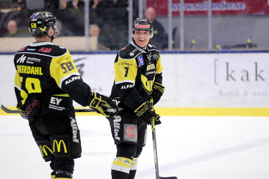 Västerås Nicholas Angell (h) och Jonas Emmerdahl (v)