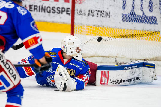 Rögles Jakob Lilja (ej i bild) gör 2-1 målet bakom