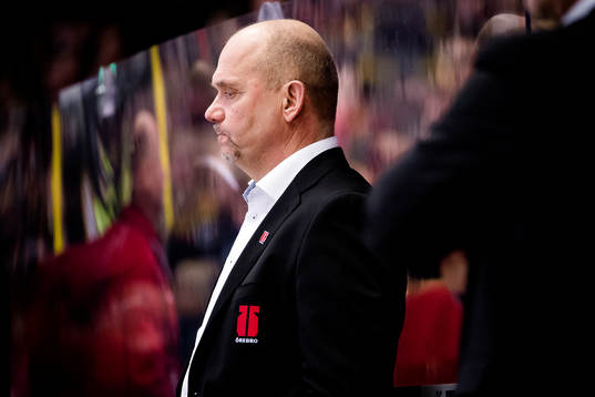 Örebros huvudtränare Kent Johansson deppar