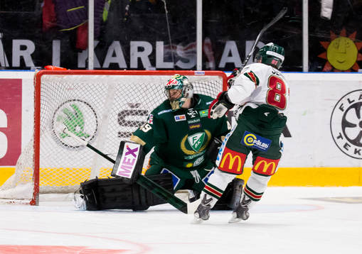 Frölundas Ryan Lasch sätter straffen på Färjestads