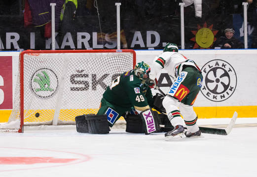 Frölundas Max Görtz sätter straffen på Färjestads