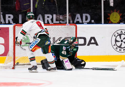 Frölundas Max Görtz sätter straffen på Färjestads