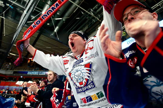 Linköpingssupportrar jublar