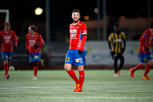 Östers Dennis Velic deppar