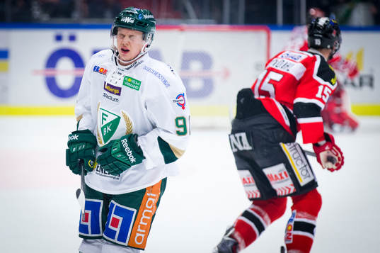 Färjestads Toni Rajala deppar