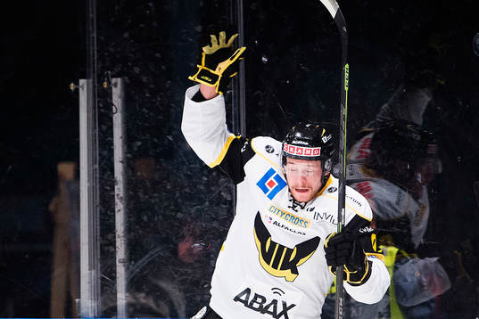 Västerås Jan Urbas jublar