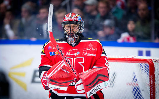 Örebros målvakt Julius Hudacek