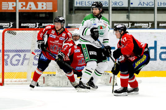 Asplövens Oskar Nilsson och Rögles Jordan Smotherman