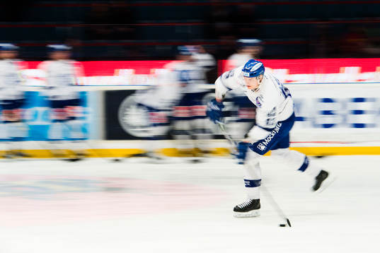 Leksands Fredrik Händemark värmer upp