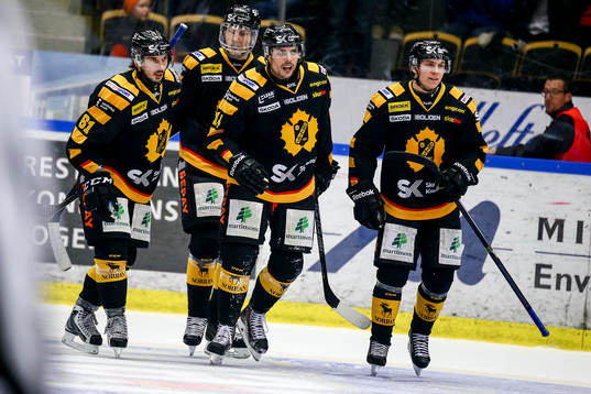 Skellefteås Daniel Widing jublar