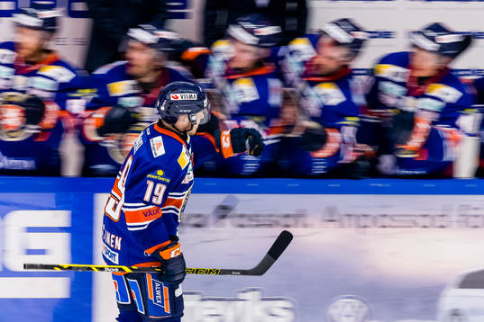 Växjös Tuomas Kiiskinen firar