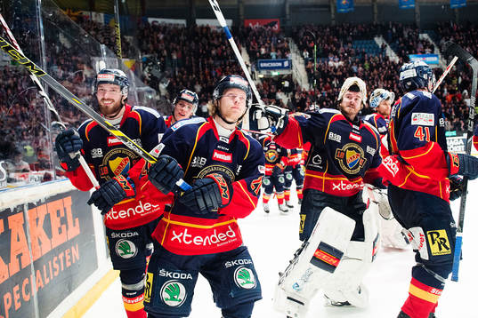 Djurgårdens Mikael Ahlén , Nicklas Heinerö och målvakt