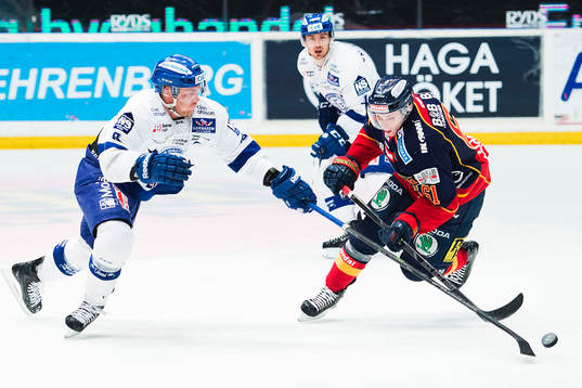 Leksands Patrick Cehlin och Djurgårdens Markus Ljungh i