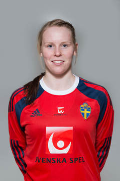 Agnes Granberg som spelar i F16/99-landslaget