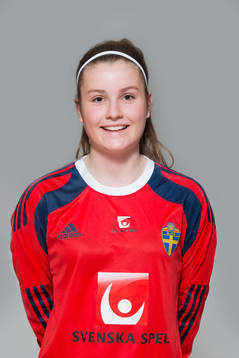 Ellen Johansson som spelar i F16/99-landslaget