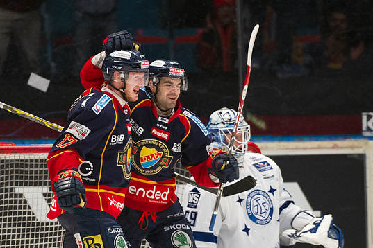 Djurgårdens Damien Fleury och Henrik Eriksson