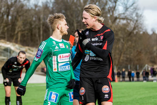 Ljungskiles Niclas Andersén tjafsar med Trollhättans