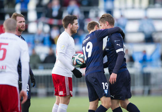 Malmö FFs Magnus Wolff Eikrem och Markus Rosenberg jublar