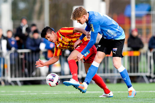 Syrianskas Saman Ghoddos och Halmstads Eric Smith