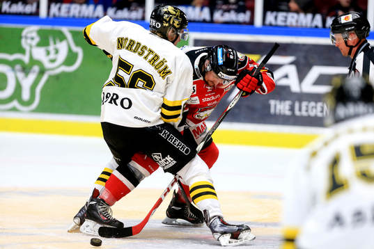 s Dennis Nordström
