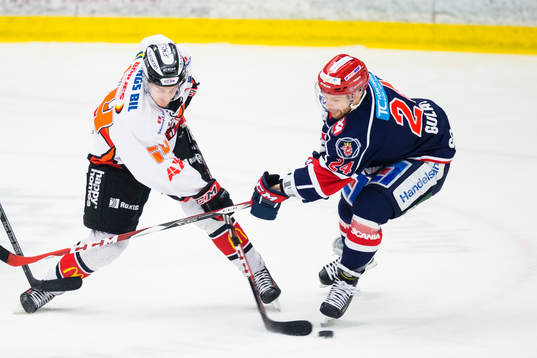Karlskronas Jonathan Pudas och Södertäljes Michal Gulasi