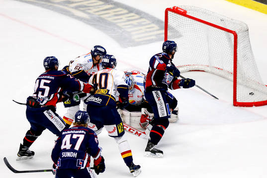 Linköpings Sebastian Karlsson gör 2-0