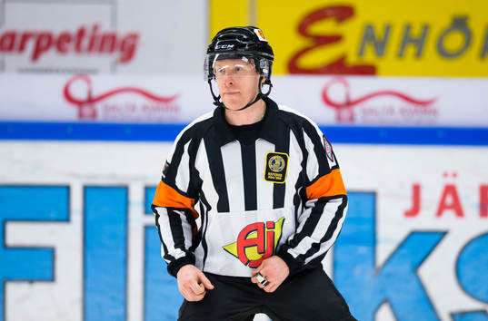 Domare Peter Lyth