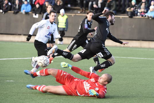 IFK Göteborgs Emil Salomonsson och Myresjö/Vetlandas
