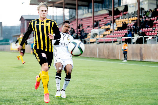 Huddinges Simon Strand och Häckens Nasiru Mohammed