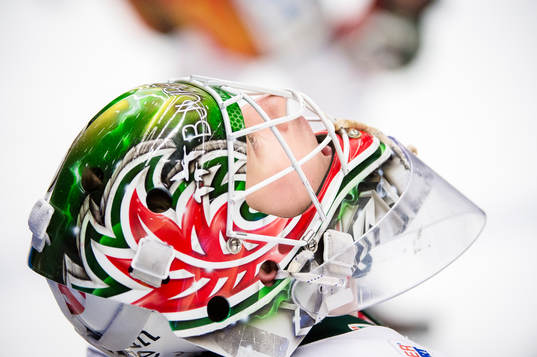 Frölundas målvakt Lars Johansson före ishockeymatchen i